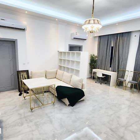 Moods Holiday Homes Al Ain Bagian luar foto