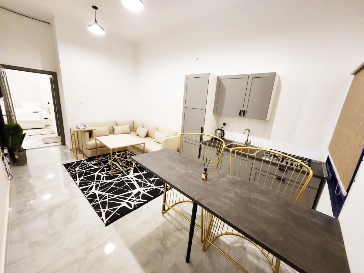 Moods Holiday Homes Al Ain Bagian luar foto