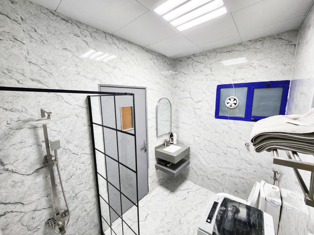 Moods Holiday Homes Al Ain Bagian luar foto