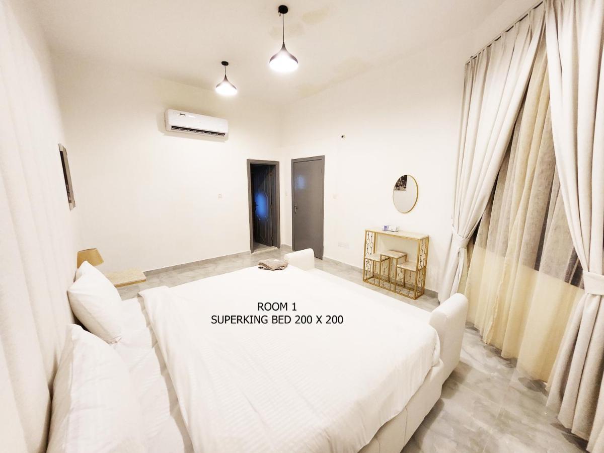 Moods Holiday Homes Al Ain Bagian luar foto