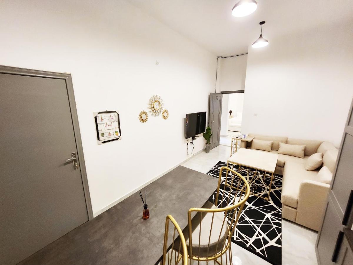 Moods Holiday Homes Al Ain Bagian luar foto